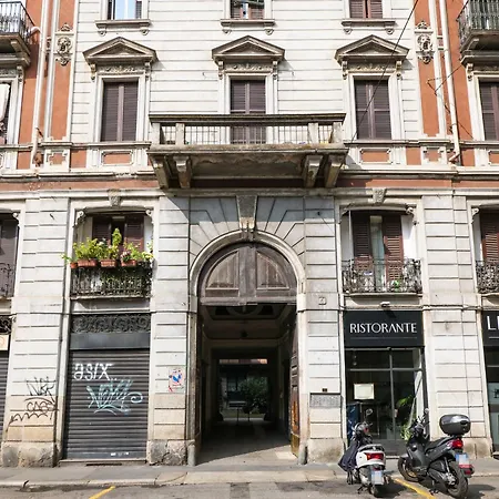 A Nest For Design Lovers In Navigli *