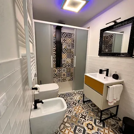דירה Ca Foscari Pop Naviglio ,2 2 Bagni מילאנו