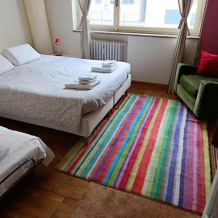 アパート Romantico Attico Con Terrazzo In Centro ミラノ