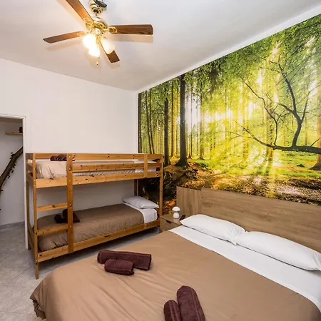 Santa Giulia Forest Design Apartment *