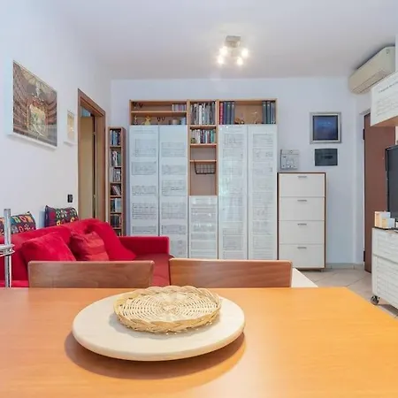 Elegante A 500 Mt Da M4 Con Wifi E Ac Apartamento *
