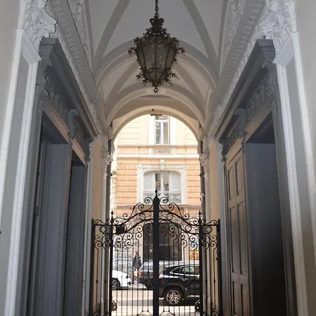 Appartamento In Palazzo Storico