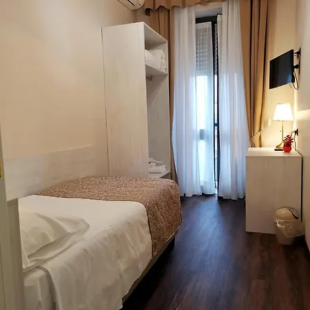 Station Group - Via Sammartini 15 4* ميلان