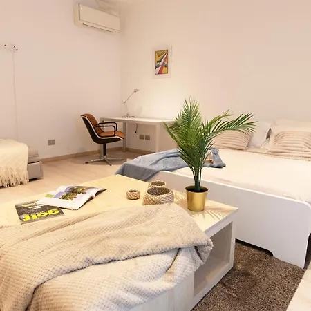 Apartment Luxury - Bramante 7