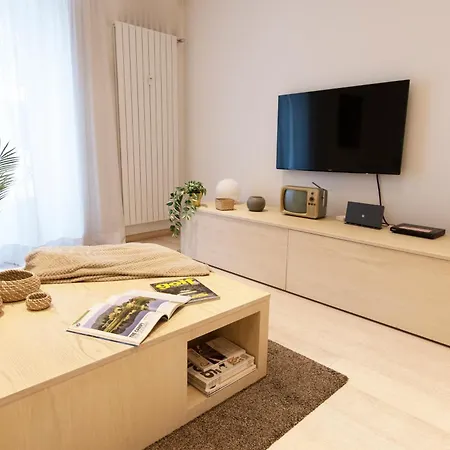 Luxury - Bramante 7 *