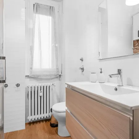 Free Park- San Siro - Mediolanum Forum 15 Min * Mailand