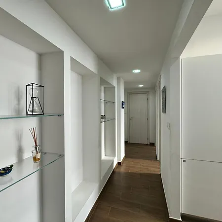 Portello House Apartment *