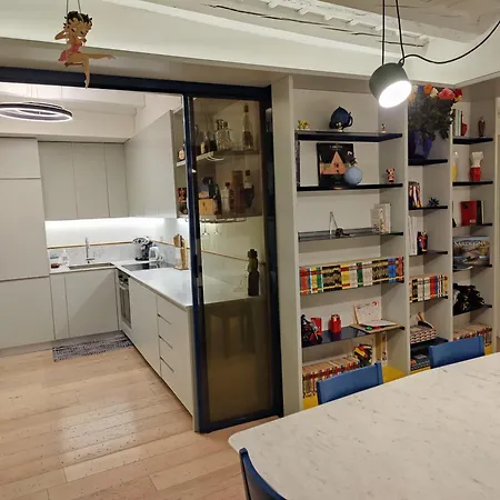 Cozy Brera Apartament