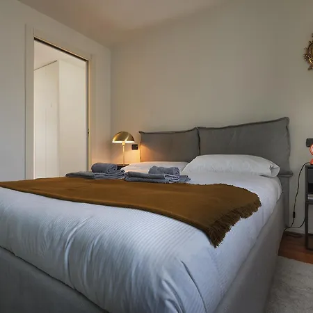 Giresio 41 - Your Penthouse With Rooftop Garden In Navigli - Wifi * Milánó