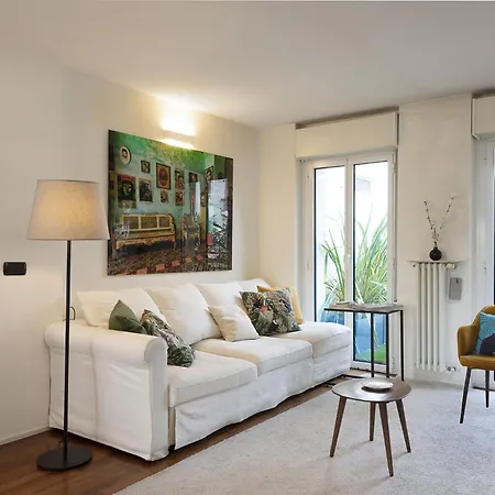 Apartman Giresio 41 - Your Penthouse With Rooftop Garden In Navigli - Wifi Milánó