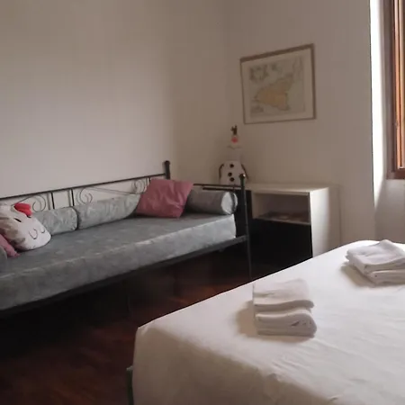 Comfortable Typical Old Style Appartement