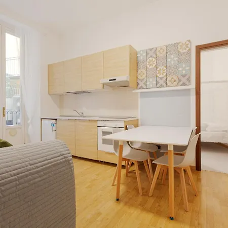 Magenta Long Let Apts Μιλάνο