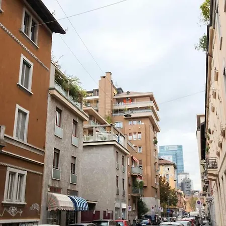 Hacca Collection - Isola-garibaldi District 1br Apartment Milan