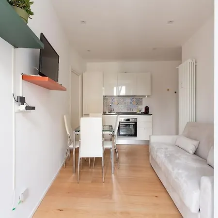 Easytopstay - Porta Romana Urban Chic Milánó
