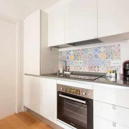 Easytopstay - Porta Romana Urban Chic Apartman *