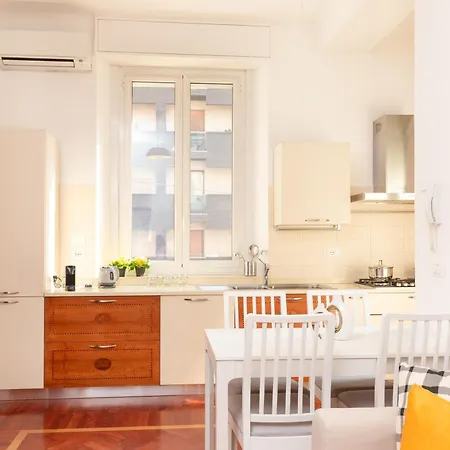 Da Vinci Exclusive - Centrale,m3, Isola District *