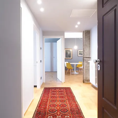 Luminoso Con Terrazzo Forlanini Linate דירה