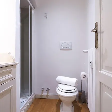Contempora Serviced - Quadrilocale Pta Vercellina * Milan