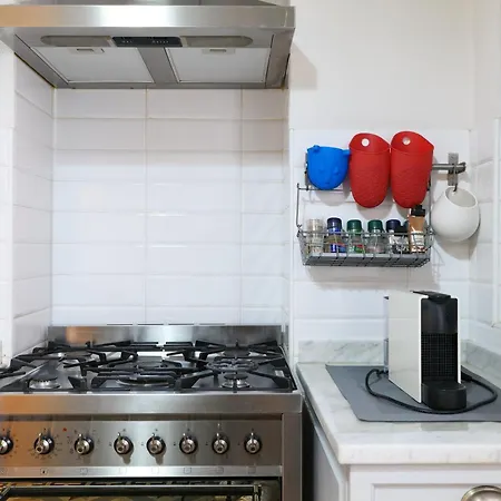 A Nest For Design Lovers In Navigli Milan