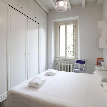 Apartment A Nest For Design Lovers In Navigli Milan