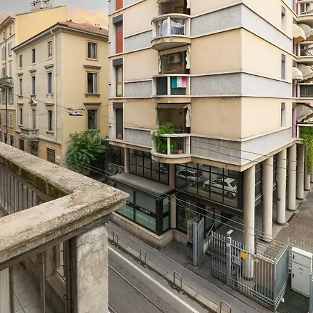 A Nest For Design Lovers In Navigli *