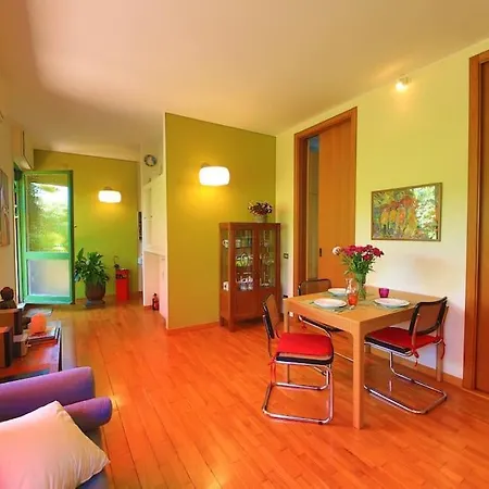 Romantico Attico Con Terrazzo In Centro アパート *
