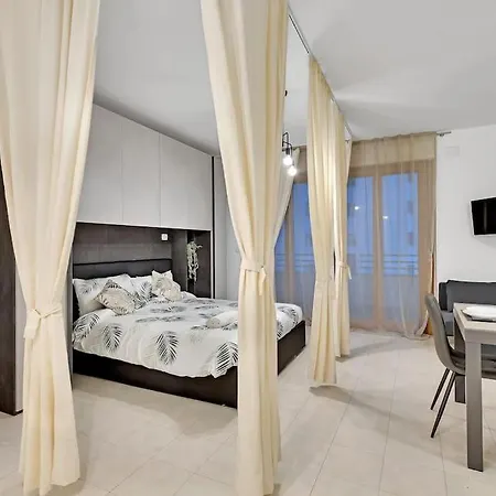 Apartment Private Parking-terrace10 Min To Linate Airport Milan