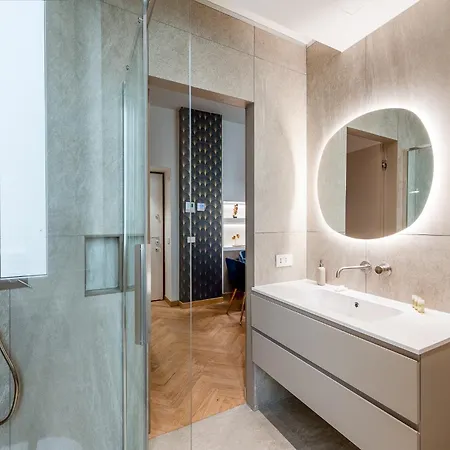 Luxury - Near Stazione Milan