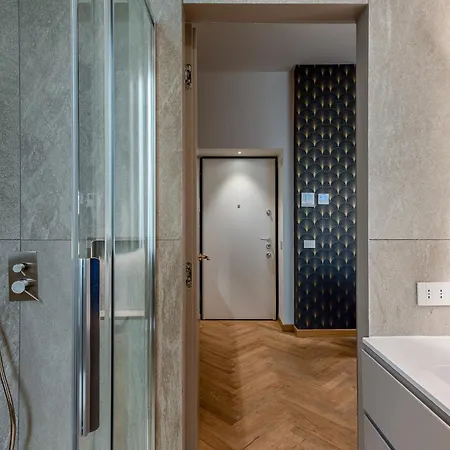 Luxury - Near Stazione Apartment Milan