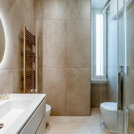 Luxury - Near Stazione Apartment Milan