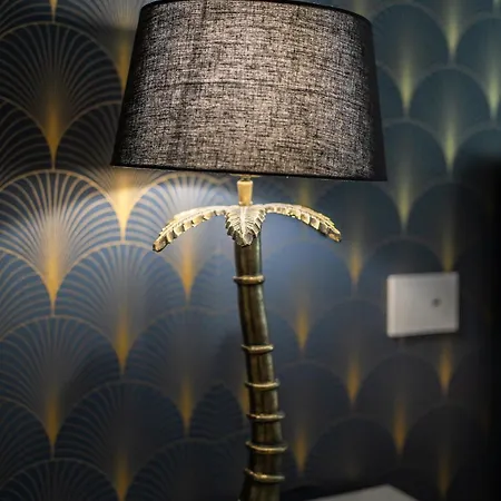 Luxury - Near Stazione