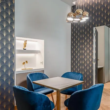 Apartament Luxury - Near Stazione *