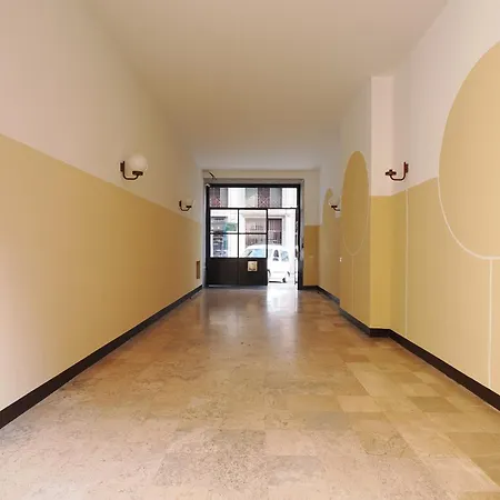 Mila Via Lecco * Milano