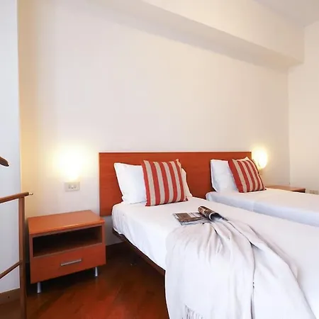 Apartment Contempora - Trilocale Lagosta 9 *
