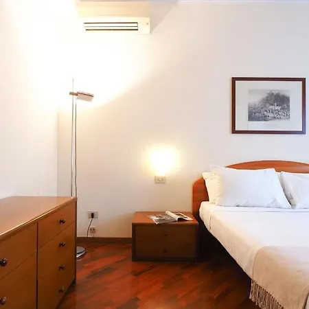 Contempora - Trilocale Lagosta 9 Apartament Mediolan