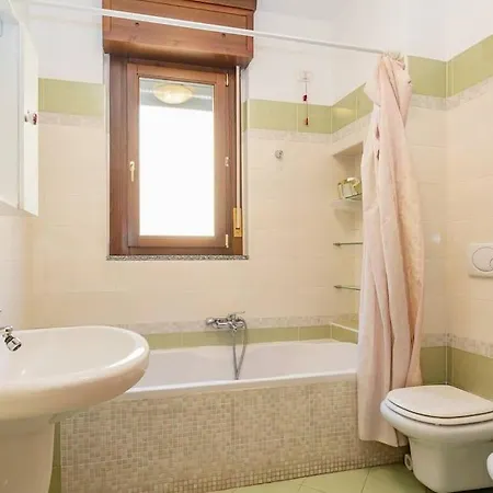 Elegante A 500 Mt Da M4 Con Wifi E Ac Apartamento Milán