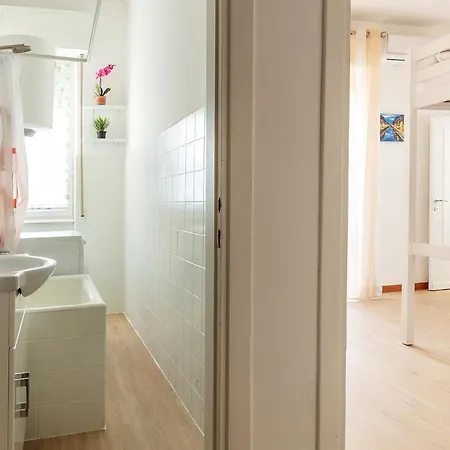 Dehomes - Porta Vittoria Comfort Apartamento *