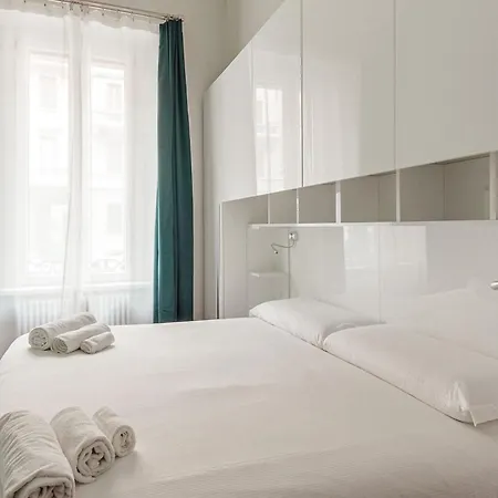 Bazzini Modern One Bedroom