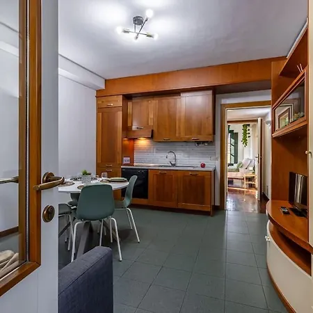Daire Close To Duomo Lovely City Center Flat Milano