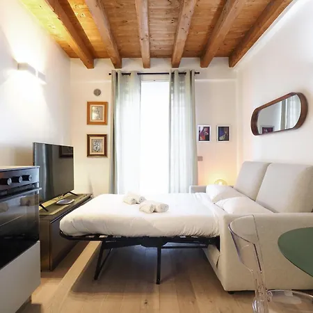 Primopiano - Zumbini Apartmán *