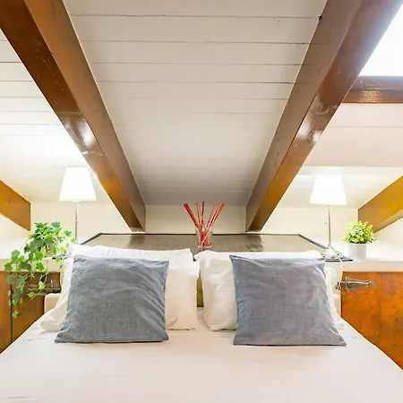 Apartment Canonica Attic Milan