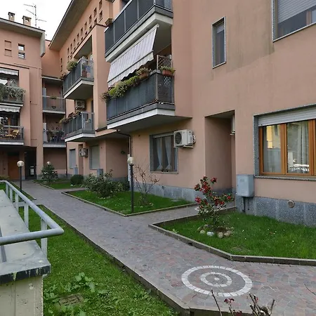 Heart Rutilia Milan