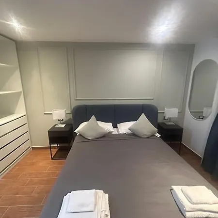 Appartement People In