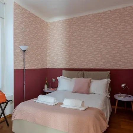 Arco Della Pace Charm *