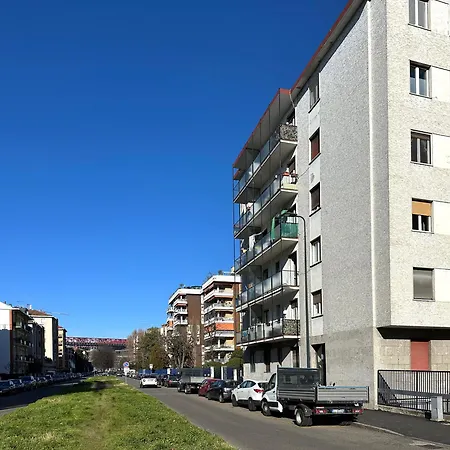 San Siro Blue Flat *