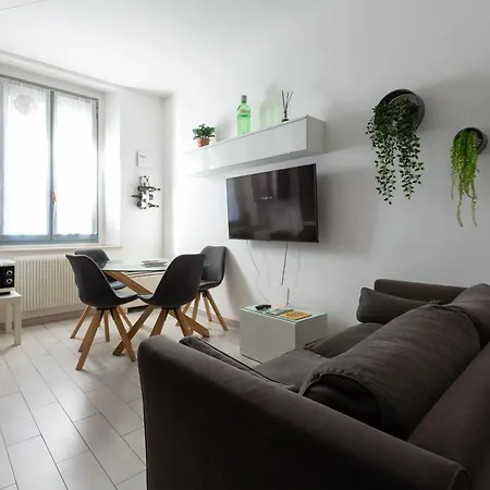 Easytopstay - Bocconi Cosy Lägenhet