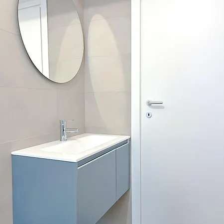The Boutique - Navigli Canals * Milano