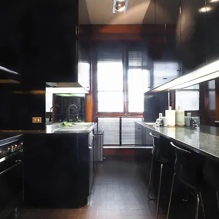 Homnest I Conservatorio Lux Apt Apartament *