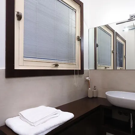 Homnest I Conservatorio Lux Apt Apartament *