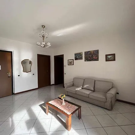 Trilocale Con Giardino Niguarda Apartament